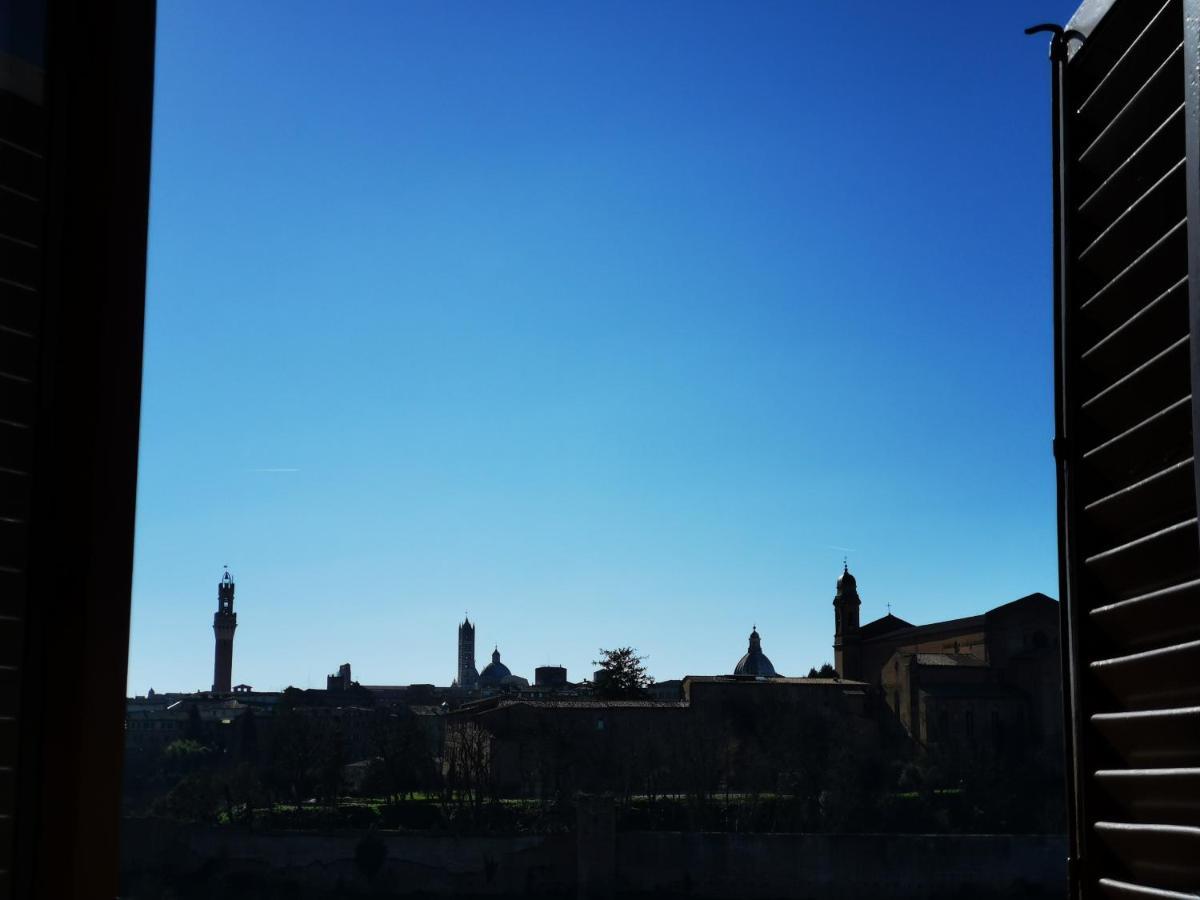 Affaccio Su Siena,Vicino Al Centro, Con Garage Apartment Bagian luar foto